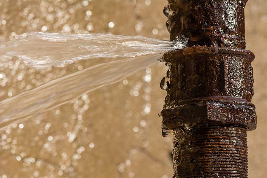 Water leaking from pipe